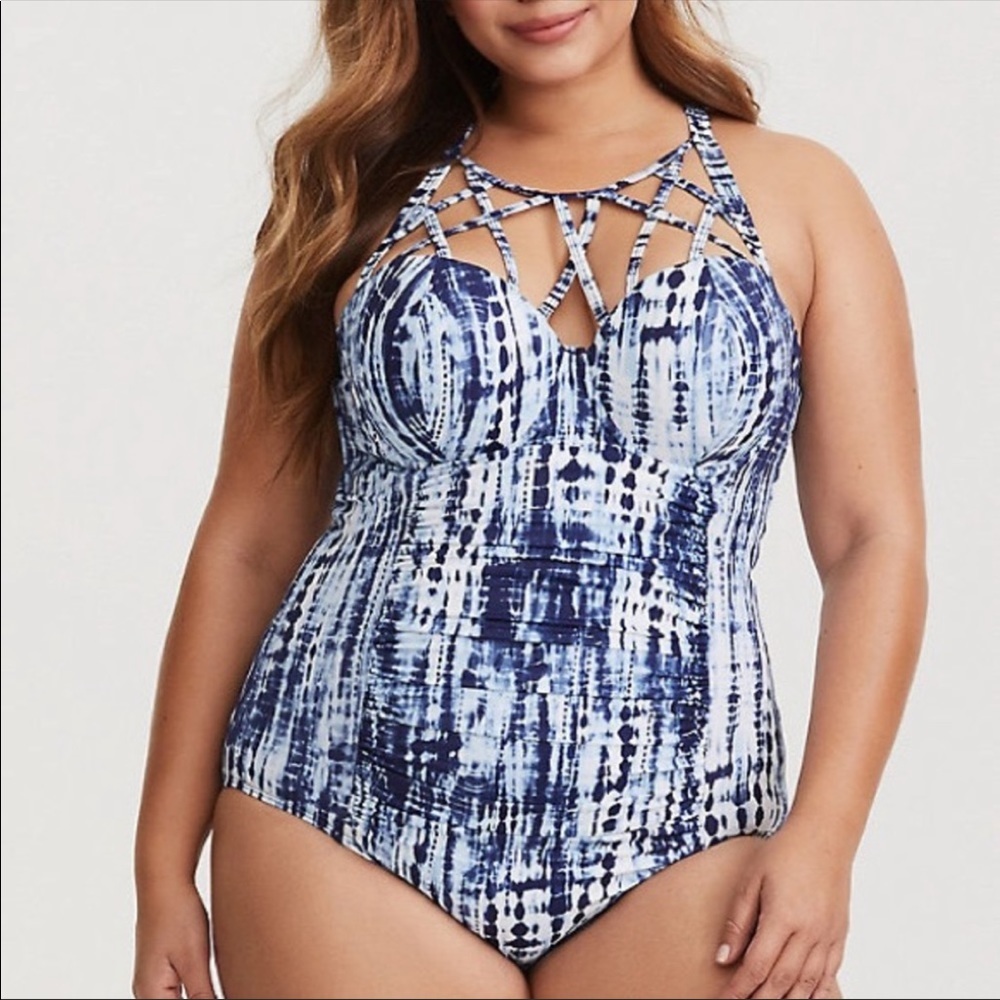 TORRID blue white tie dye one piece bathing suit, 6X.